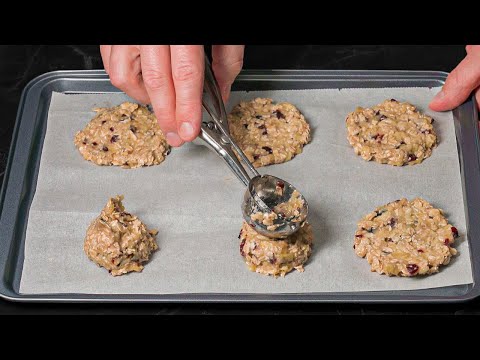 Banana and 1 cup of oats! Delicious homemade dessert that I never get tired of eating