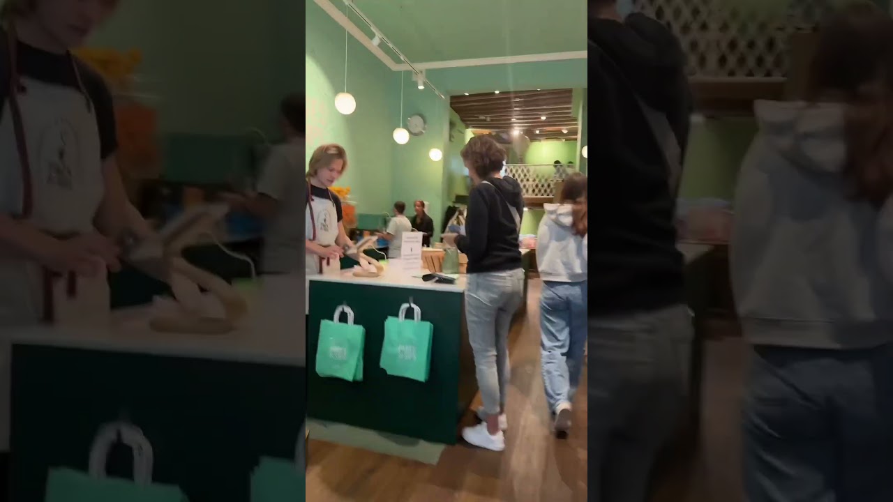 O melhor lugar para ler e tomar café em Genebra! #restaurant #food #brunch #cafe #foodie