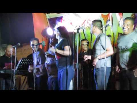 Engreído y mal amante/Soltera y Libre - Marco y los Duros de la Salsa