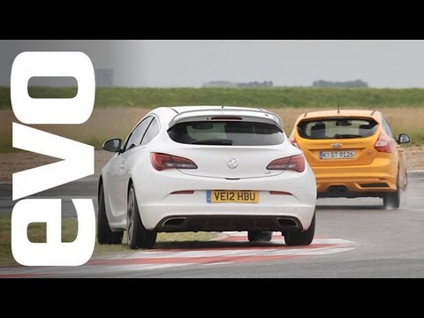 Ford Focus ST v Vauxhall Astra VXR | evo TRACK BATTLE