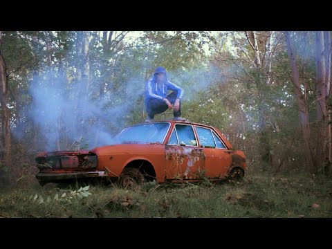 Emikae x Pehu - Wyjście przez sklep z pamiątkami