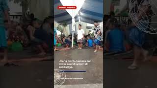 Download lagu Detik detik hajatan tersambar petir, kamera terpental dan listrik padam#shorts#updete mp3 Download lagu Detik detik hajatan tersambar petir, kamera terpental dan listrik padam#shorts#updete mp3