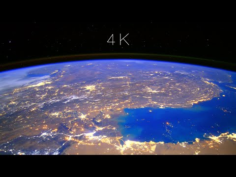 ASÍ SE VE EL PLANETA TIERRA A UNA ALTURA DE 400 KM