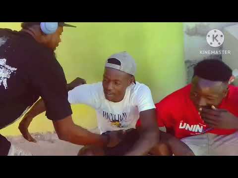 Kouri vin gad kóman yon nèg apran baton pou chich