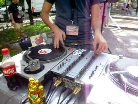 AFROBEATS DJ COLLECTIVE! PLAZA DE LOS BANDOS, SALAMANCA