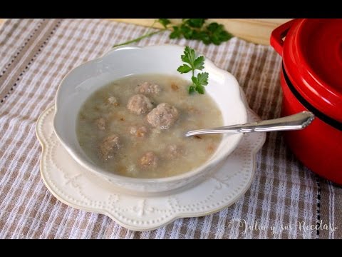Cómo hacer sopa de albondiguillas | Receta de sopa fácíl y reconfortante