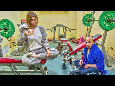 Takh -Yaretny roht el gym fel sheta-طاخ  - يا ريتني رحت الجيم في الشتا Yousra EL Gendy & Ezz Shahwan