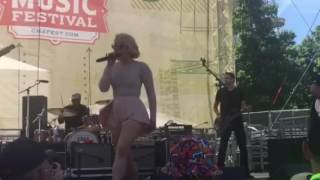 RaeLynn sings &#39;My Finger on the Trigger&#39;