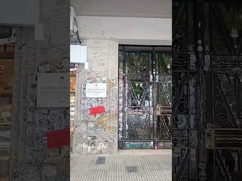 Aquí vivió y compuso los mejores temas Charli García Coronel Díaz y Santa Fe CABA