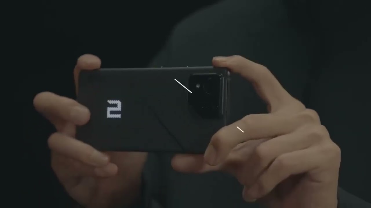 Asus ROG Phone 8 Pro 16/512GB Phantom Black (90AI00N3-M000R0) video preview