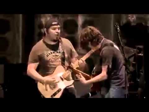 Pearl Jam and Juan Pablo - Sonic Reducer (Lollapalooza Chile 2013)