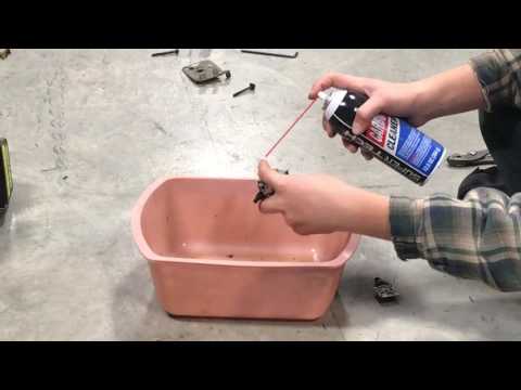 Cleaning Carburetor On Weed Eater