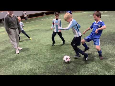 2022-11-19 FC Wild/Sininen - EBK/Valkoinen