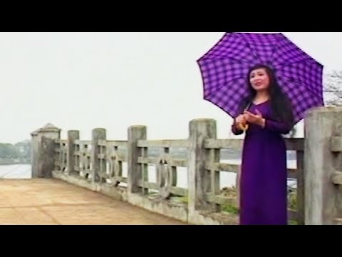 Mưa Trên Phố Huế - NSND Thu Hiền | Bản Chuẩn