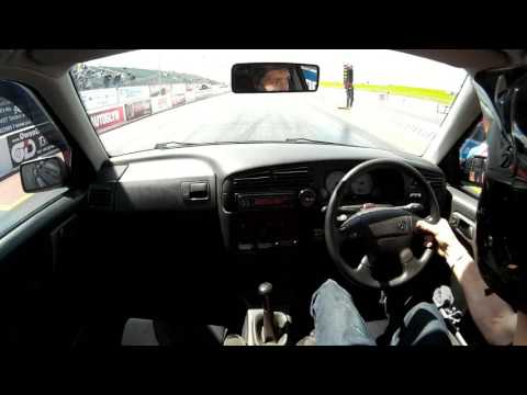 Volvo T5 Golf 11.05 @ 129 mph 1/4 Mile