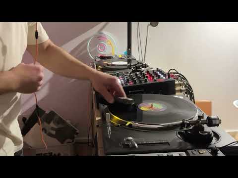 Techno Model 1.4 & Vinyl