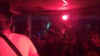 Waiting Hurt - No Motiv