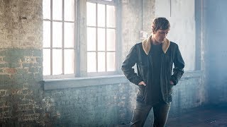 Rob Thomas - Chip Tooth Smile Album Photo Shoot