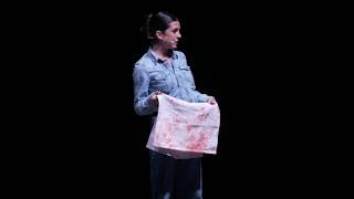 «La violenza domestica ti mette un guinzaglio e ti insegna a chiamarlo amore»: il teatro incontra...