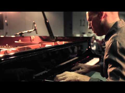 Antonio Faraò su grancoda CFX - Yamaha Piano Discovery 2014