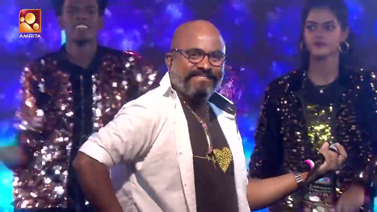 കാണികളെ ഒന്നടങ്കം കയ്യിലെടുത്ത് അൻവർ സാദത്ത്! 🕺🏽🪩 |