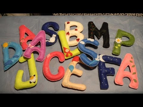 Letras de fieltro, adornos