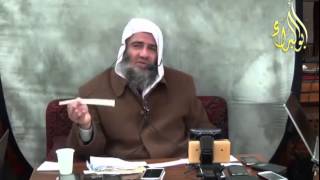 أمارس رياضة التايكوندو ورياضة  قتالية شبيه بالكاراتيه ومن مبادئها تحية المدرب والزملاء اثناء التدريب image