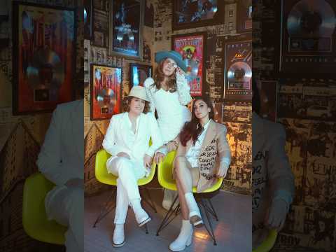 Promotional video thumbnail 2 for Mila Tina