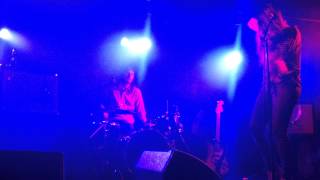 "All or None / Dark Horse", She Keeps Bees - Paris, Décembre 2014