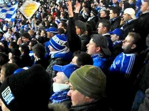 DFB-POKAL BAYERN 0:1 SCHALKE 04; WIR SINGEN FC SCHALKE SCHALALALALAALA