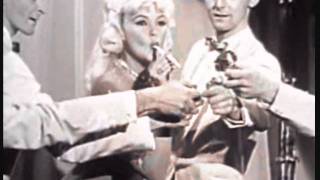 The 5.6.7.8's - I Walk Like Jayne Mansfield