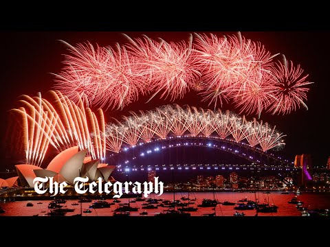 Νέα Ζηλανδία και Αυστραλία υποδέχθηκαν το 2022 με πυροτεχνήματα