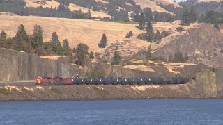preview picture of video 'BNSF in the Columbia River Gorge'
