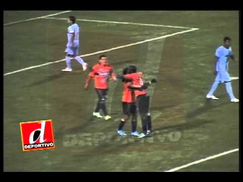 Bochorno en el partido Universitario - Bolívar en Sucre.mpg