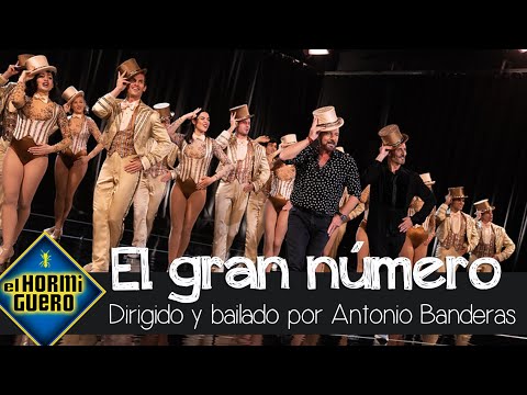 Antonio Banderas dirige y baila el gran número musical de 'A Chorus Line' - El Hormiguero