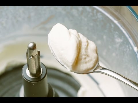 World&amp;#039;s Easiest (and maybe best) Homemade Mayo