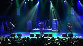 Six Feet Under - Human Target + Beneath A Black Sky ( Live Holland )