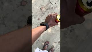 Queimei a mão no sol ☀️🚀 #praiasdonordeste #grau #viralvideo #curtindoapraia #fuga