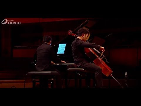 Rossini - Barber of Seville "Largo al factotum"
