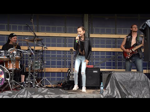 Raisa Vlasan & The Speackers - Constantine, Constantine [cover]