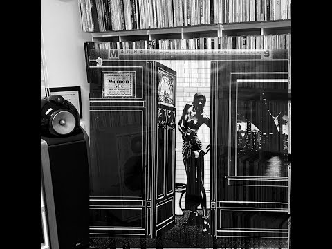 | LP |   Kiss and Say Goodbye  - The Manhattans