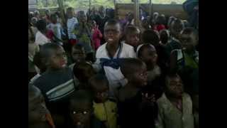preview picture of video 'Le sort des orphelins (Part 3) : sans famille (Goma RDC)'