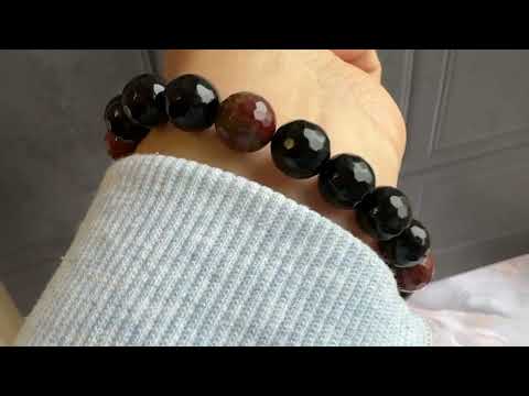 Браслет ДЗІ 9 очей з оніксу та яшми, притягує потрібні ситуації та людей