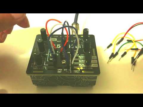 bastl kastle v1.5 - tiny synthesizer - my new gadget