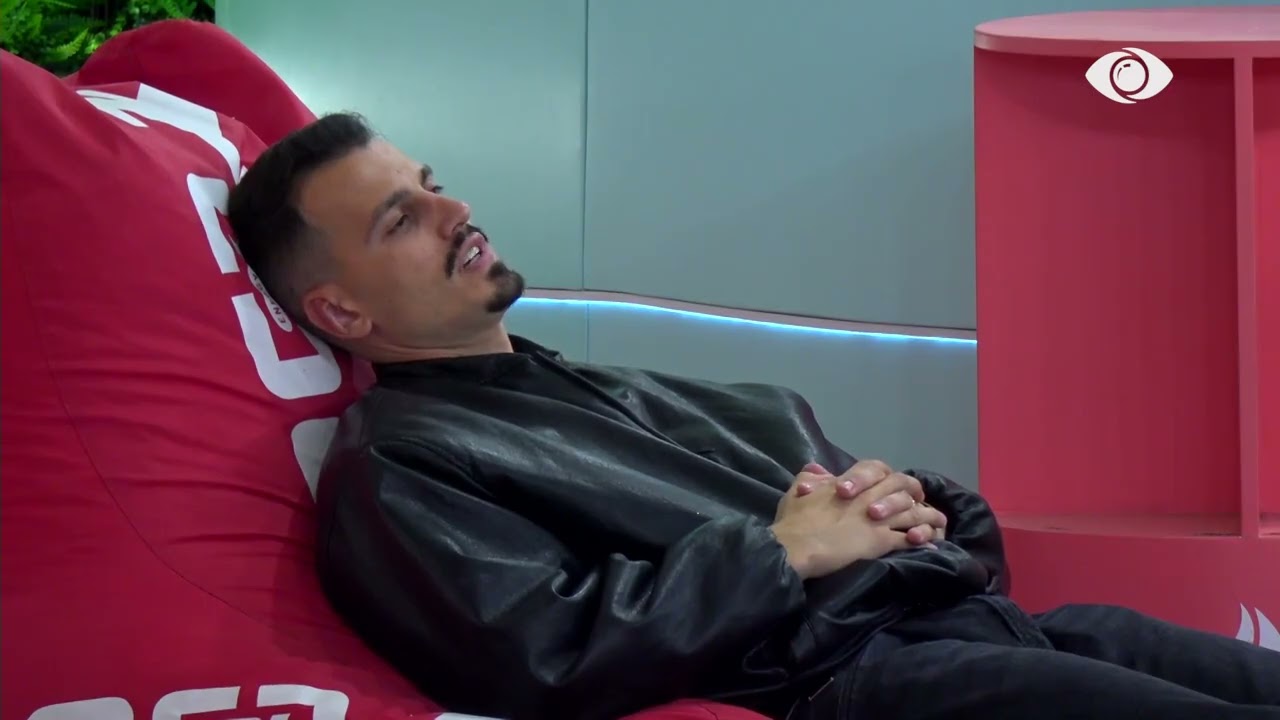 Zemra ime je përballur me botën jashtë para meje/ Mateo për Brikenën: Mezi pres të takoj...