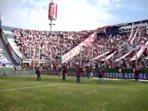 "La Hinchada de Huracan vs Velez 2009" Barra: La Banda de la Quema • Club: Huracán • País: Argentina