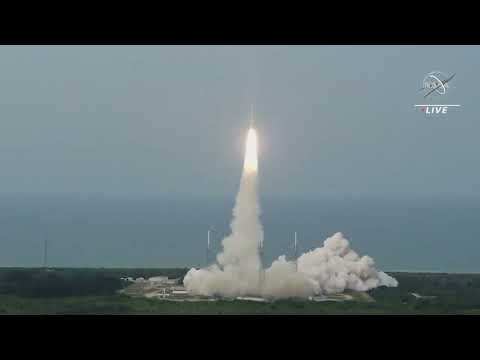 보잉의 Starliner 우주 캡슐은 궤도에 주요 테스트 비행에 발사 | Boeing's Starliner space capsule launched on key test flight to orbit