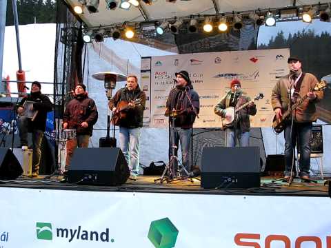 Děda Mládek Illegal Band - Brno je zlatá loď + Dívka s modrou matrací