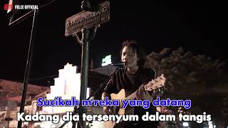 Download lagu Felix Irwan - Kupu Kupu Malam (Karaoke Video) mp3