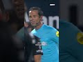 BAS NIJHUIS fluit de hele eerste helft NIET ?
